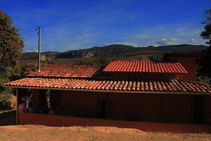 Recanto Guajupiá / Chalé Rústico de Montanha