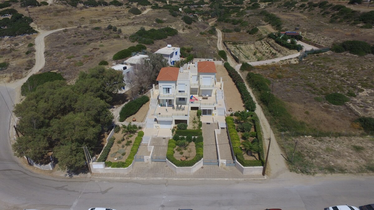 海滩复式公寓， Chios-Komi