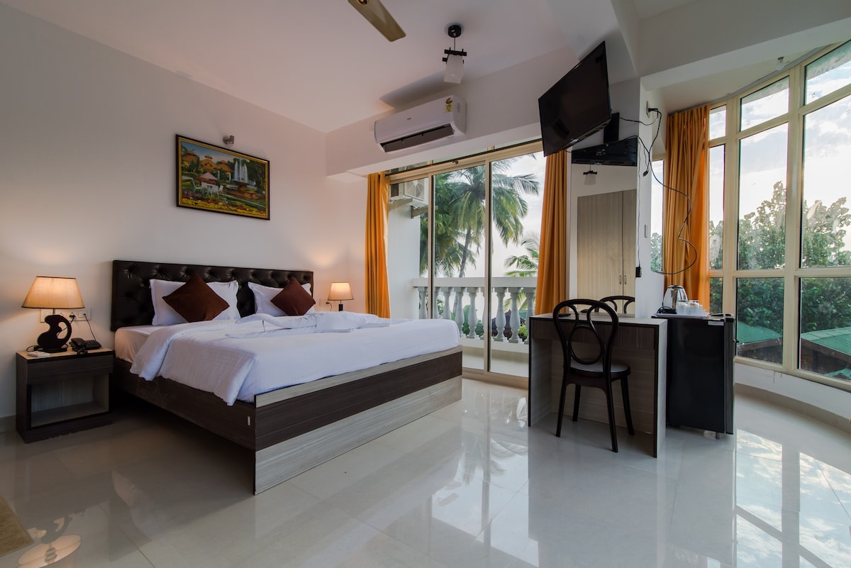 AC Deluxe River View at Cavelossim Goa