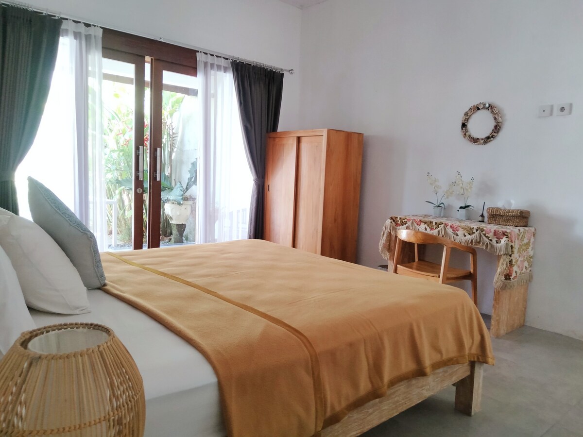 Homie 1BR Villa Shared in Munggu