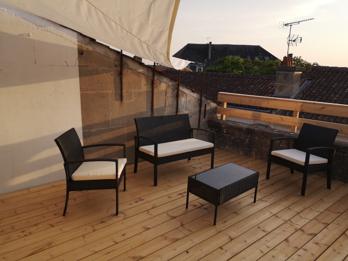 Appartement avec terrasse en hyper centre