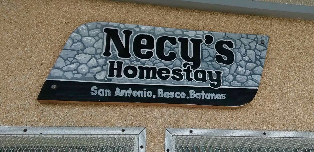 Necy's Homestay: 2F Couple Rm Own T&B Near Church