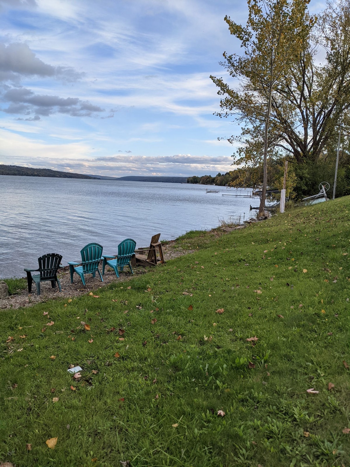 奥瓦斯科湖（ Owasco Lake ）的「The Place to Be」