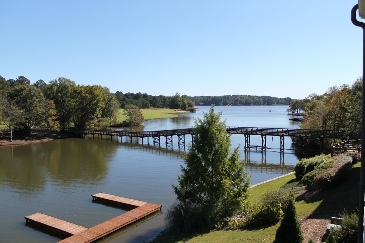 Oconee Lake Front - Cuscowilla Lodge Villa 417