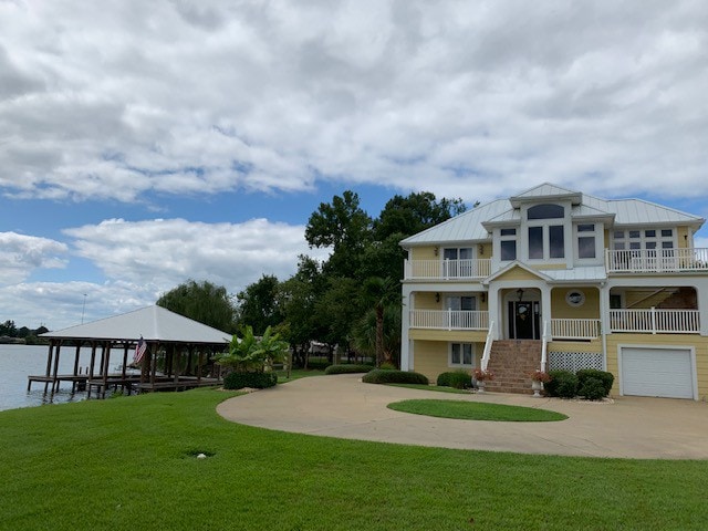 Banana Point Rental at River Rocks Landing