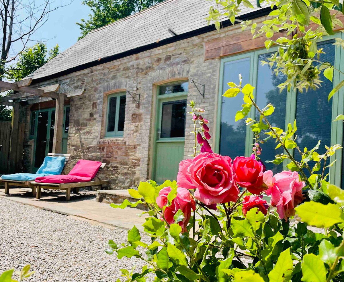 Stunning Victorian Cornish CoachHouse