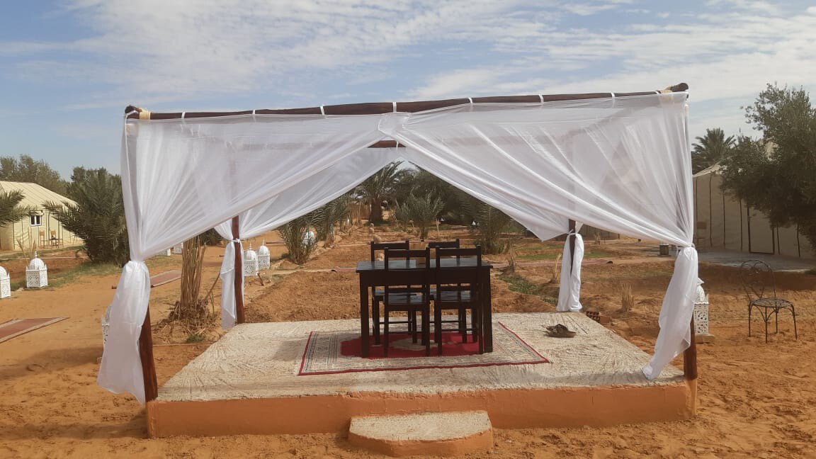 Luxury tent with AC in merzouga for families