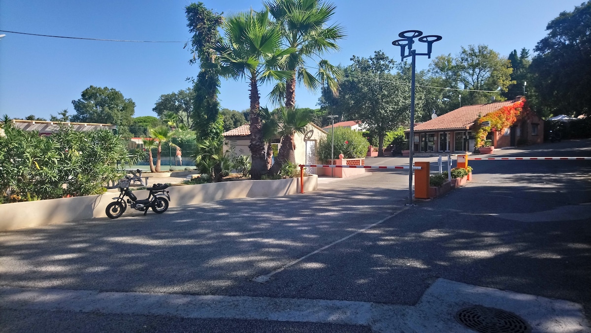 Saint-Tropez 
Holiday Home & Resort