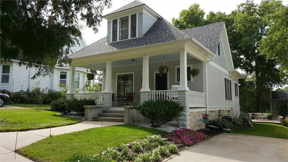 Exceptional New Listing Decorah Craftsman Bungalow