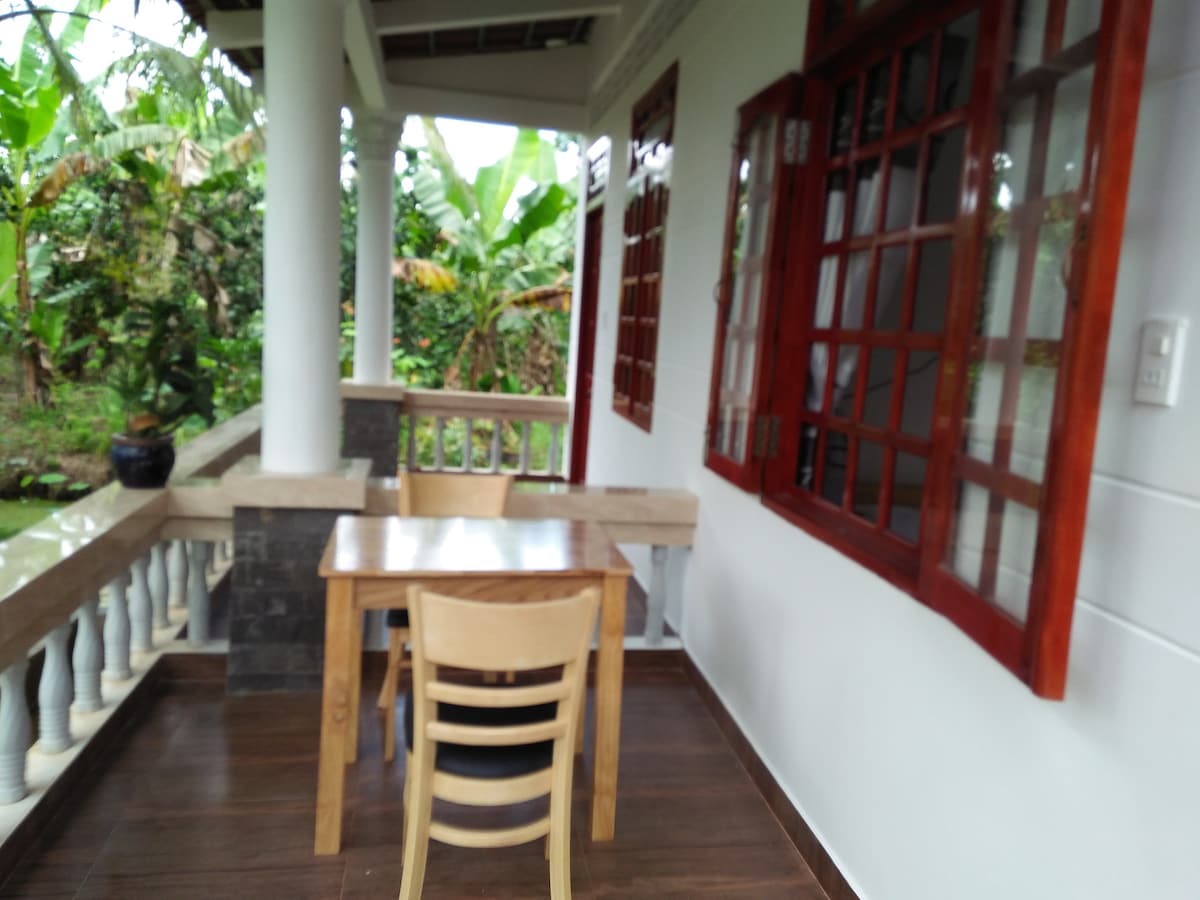 Quoc Phuong Riverside Homestay