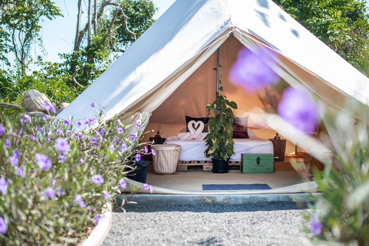 Sonder Private Tent - Shared Bathroom