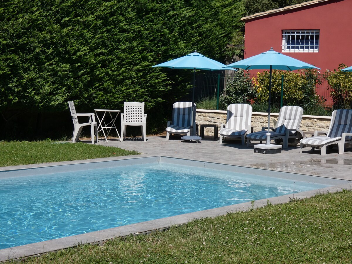 Belle villa provençale avec piscine