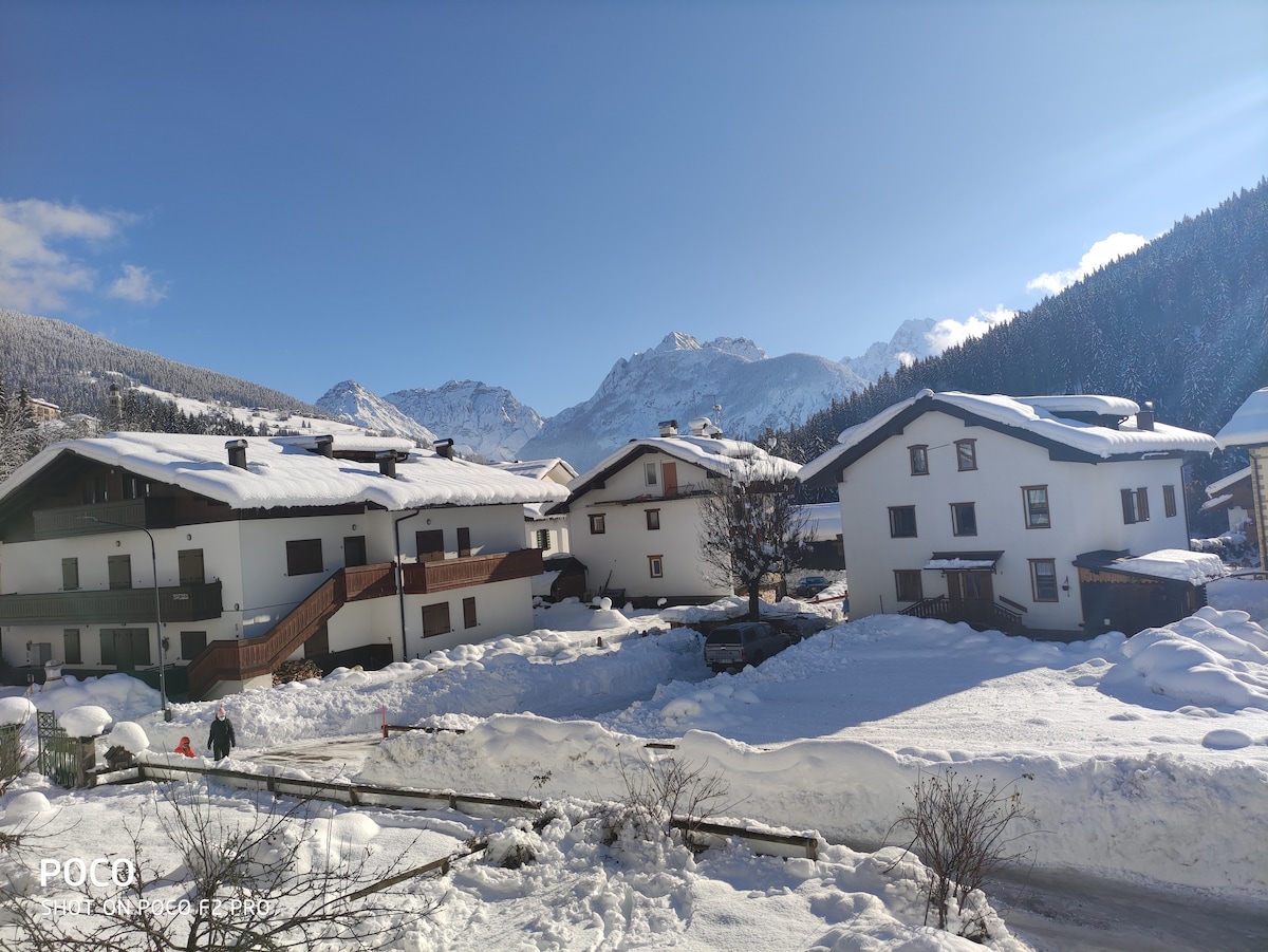 Nonno Giacomino: Dolomiti Unesco app. Casa Sabry