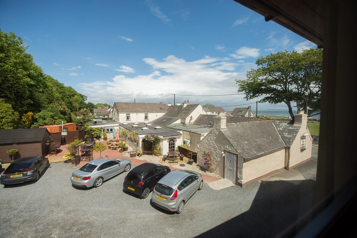 Sandy Bay House Self Catering