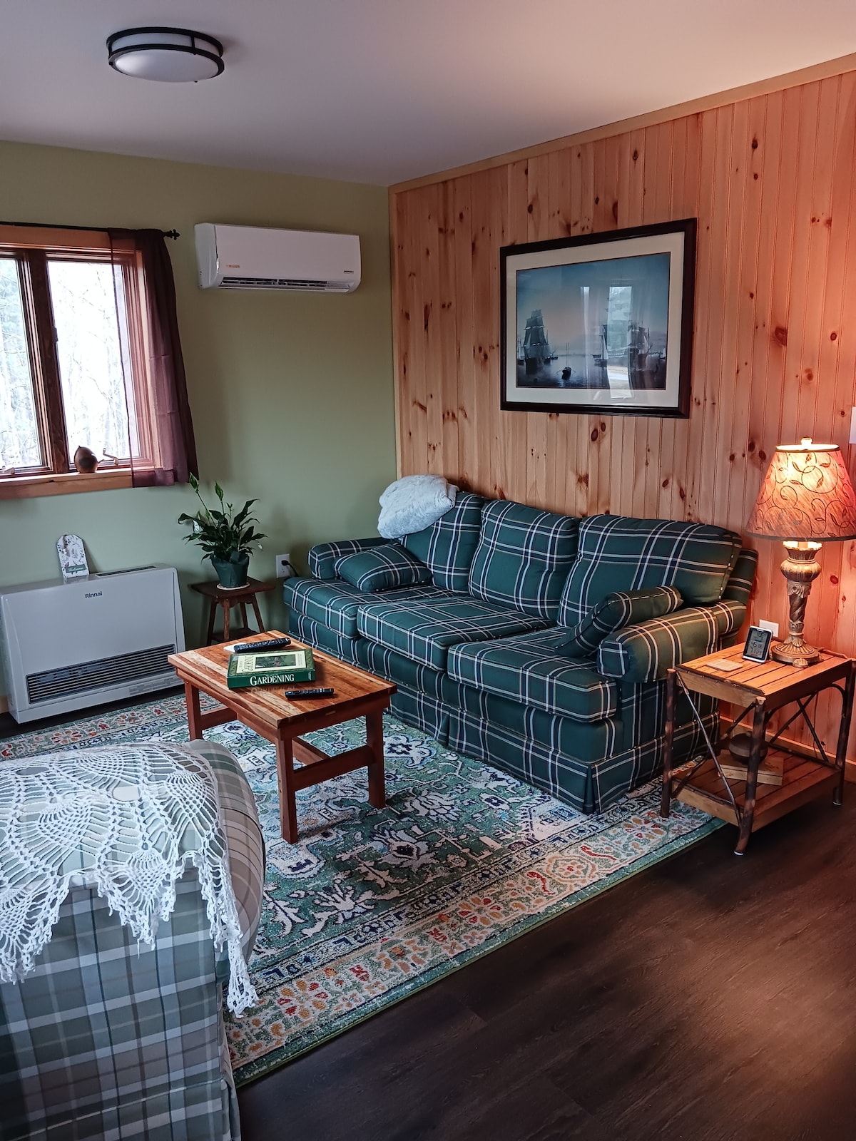 Cozy Cabin in the Adirondacks