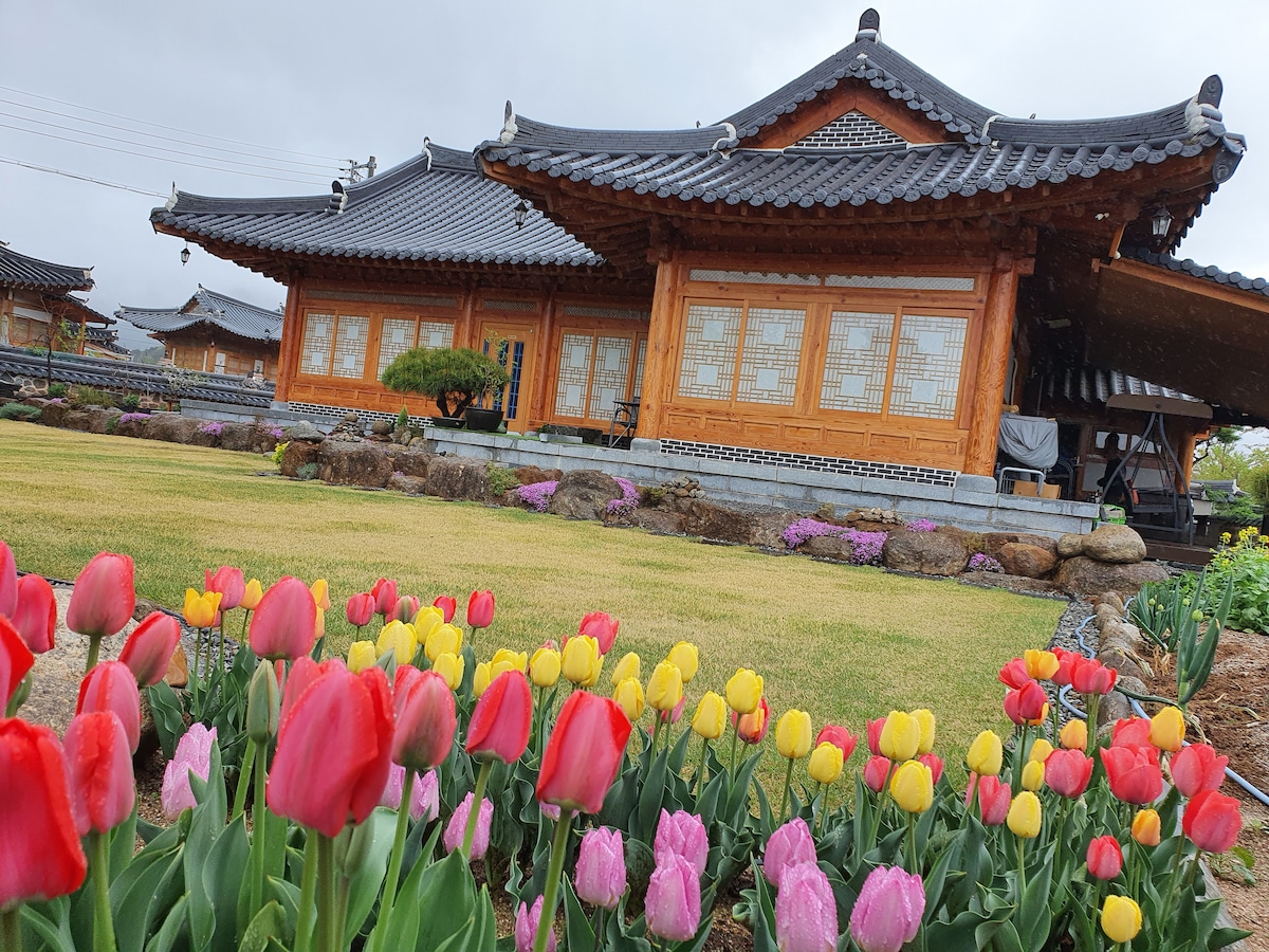 距离Okryong Valley仅5分钟路程） Wanggeum Hanok No. 1 Sunshine Minpaku with Nature ~