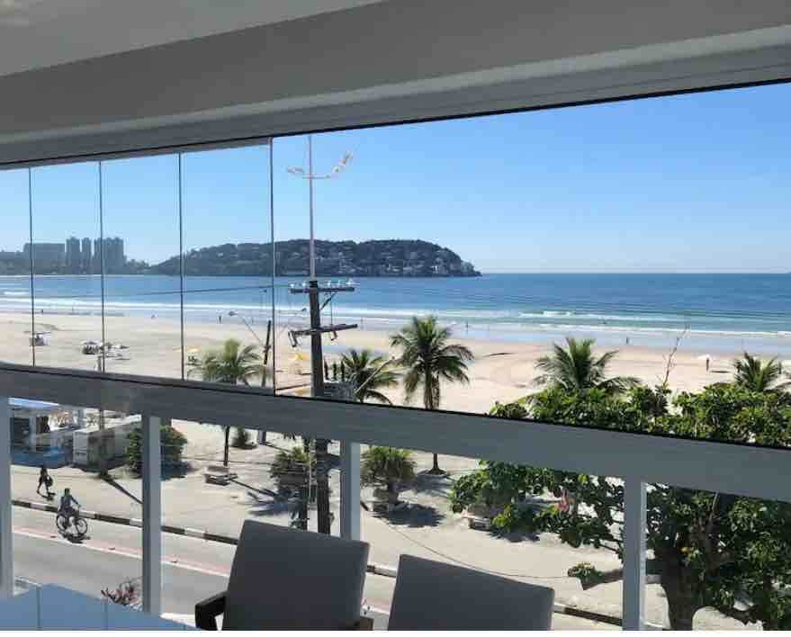 Apartamento Maravilhoso Pé na Areia - Guarujá