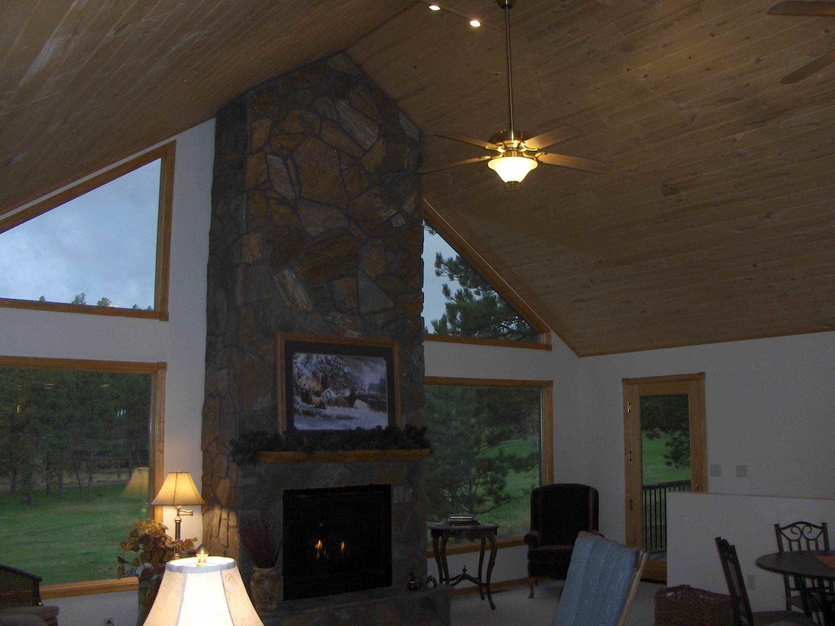 Black Hills Cabin-Lodge at Elk Ridge