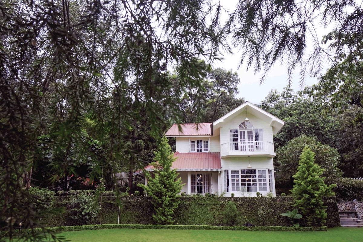 Luxury Garden Villa Dehradun