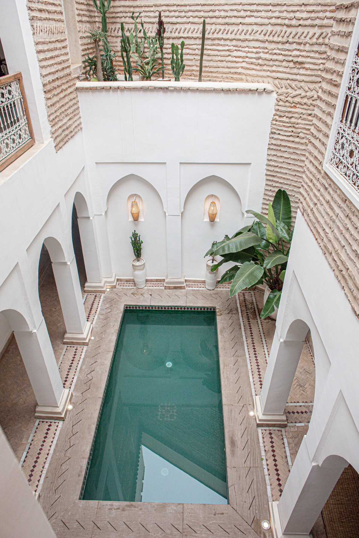 RIAD CARLA最多15位房客最佳区域，可爱的摩洛哥传统庭院