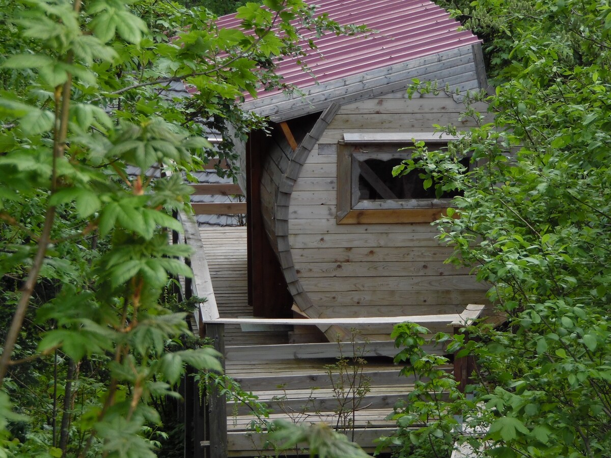 Habitation/Tonneau au Col de la Faucille