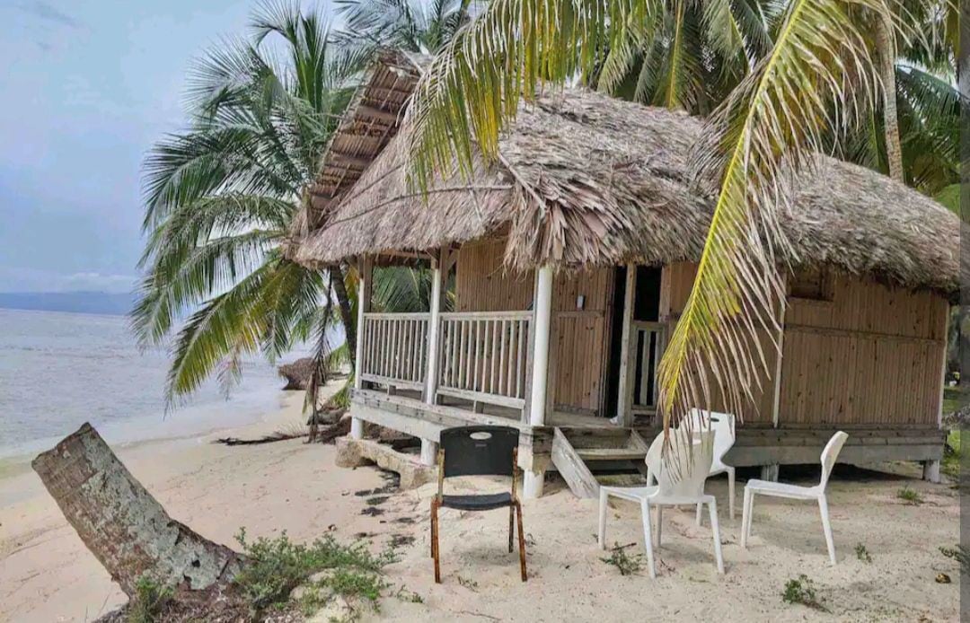 Isla del barco hundido Guna Yala Baño privado