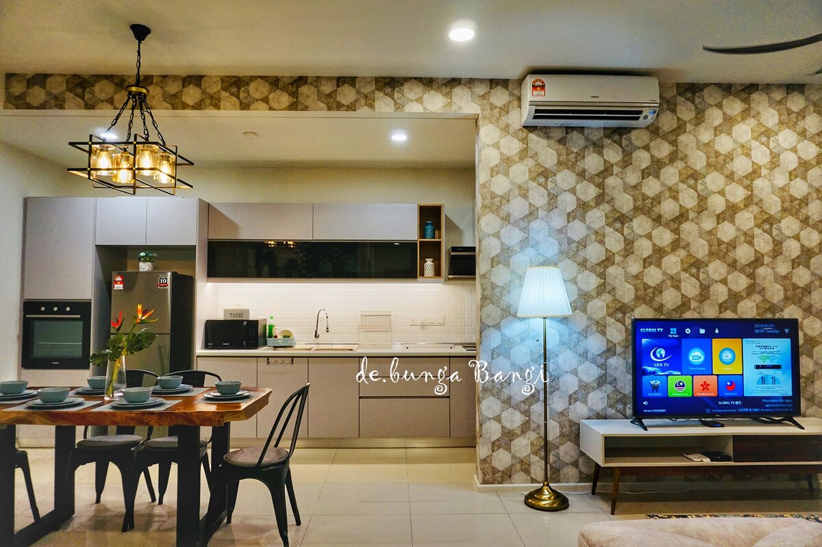 Luxury & Cosy Sky High Apartment Bandar Baru Bangi