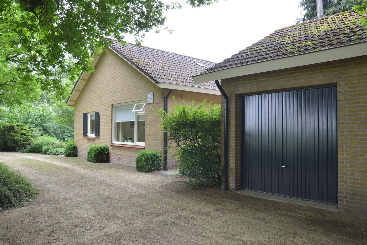 Rural holiday home, wildlife spotting from the garden, Achterhoek