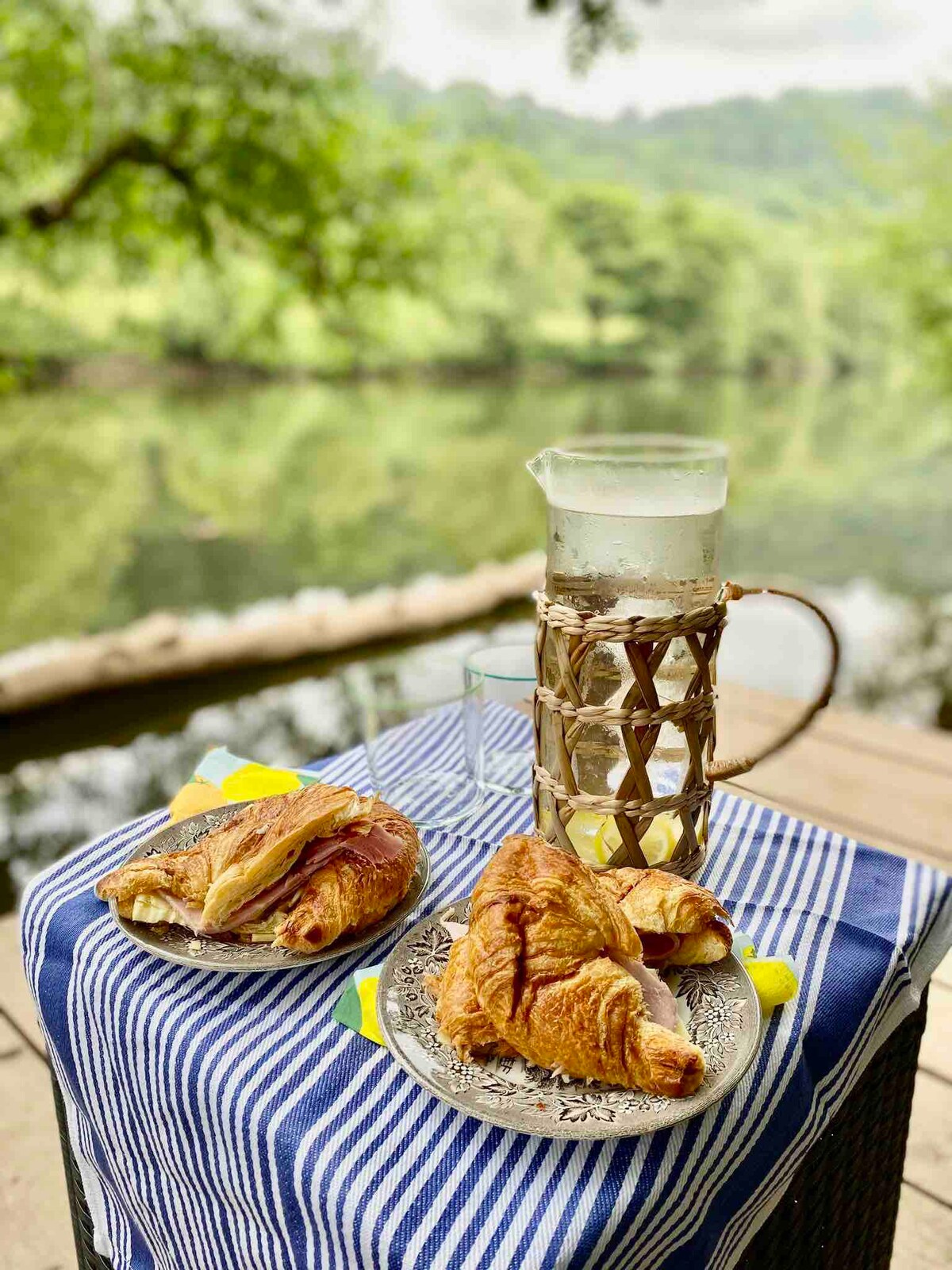 The Boathouse on the River Wye with stunning views