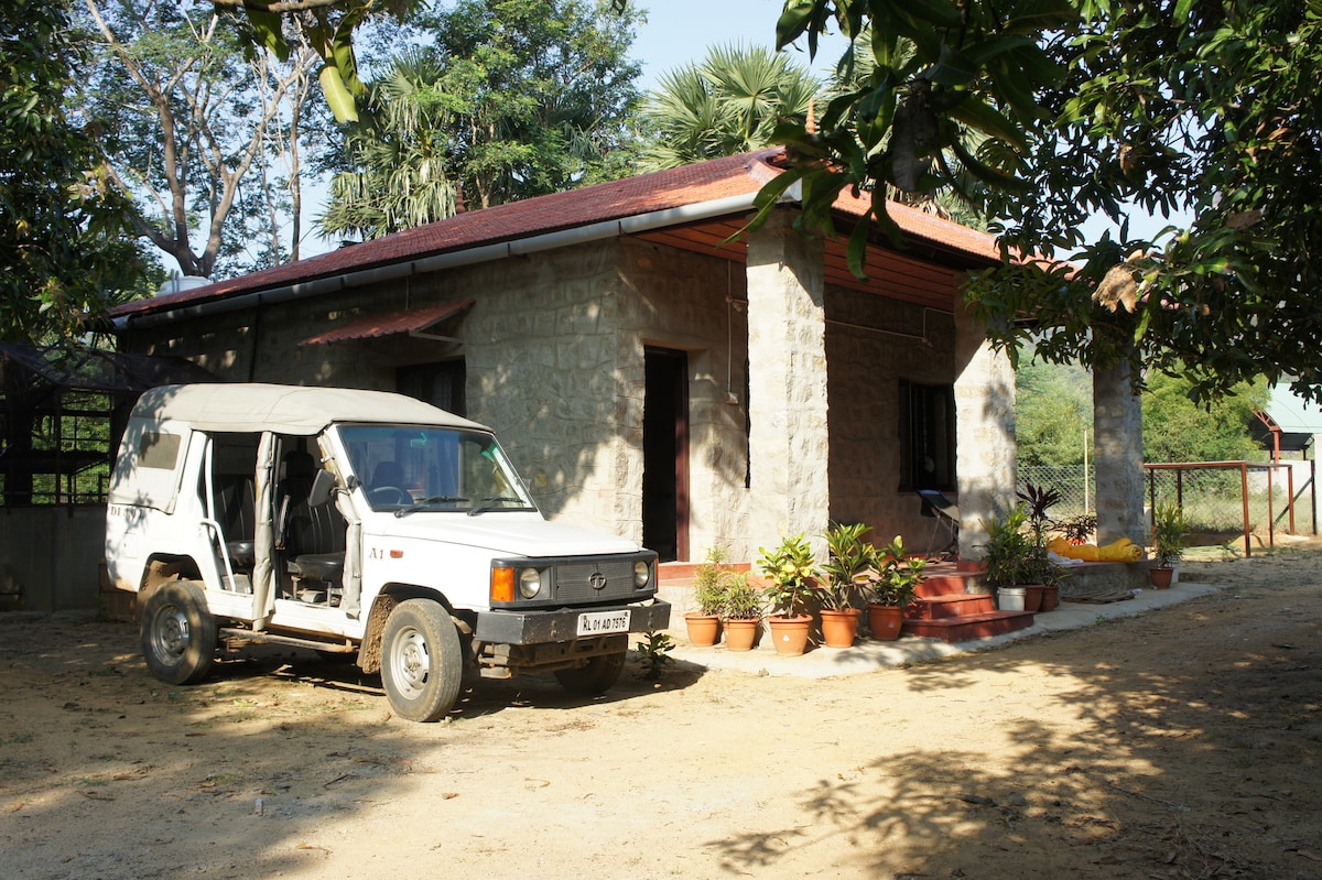 SKJ S小屋