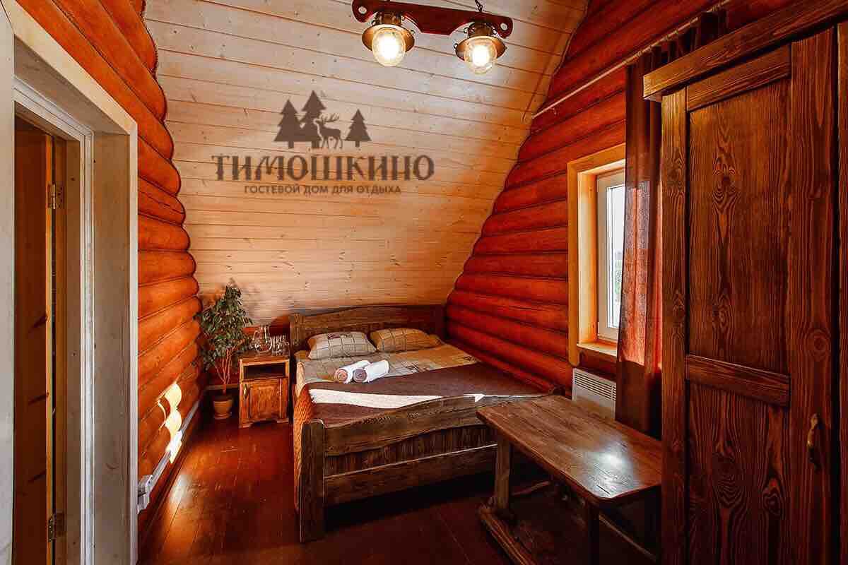 Tymoshkino客栈，「Izbushka」小屋。