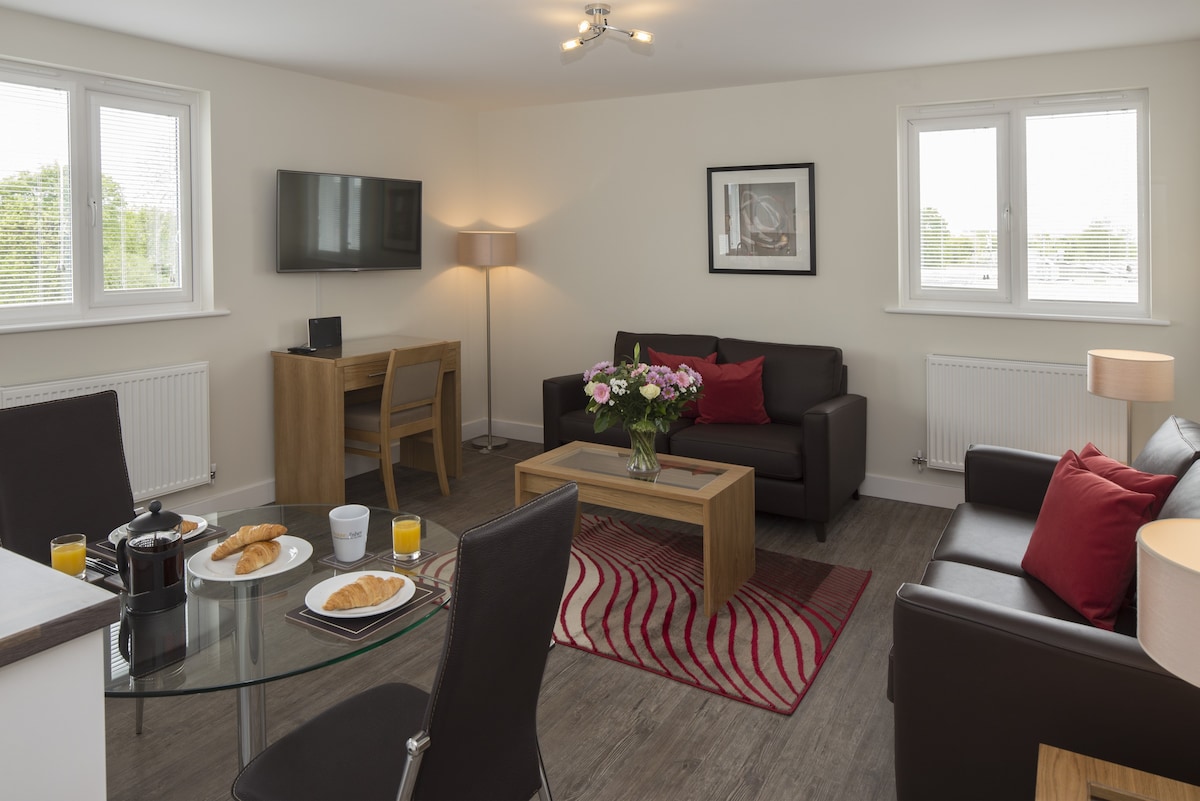 Standard One Bedroom Apartment at Beneficial House by House of Fisher