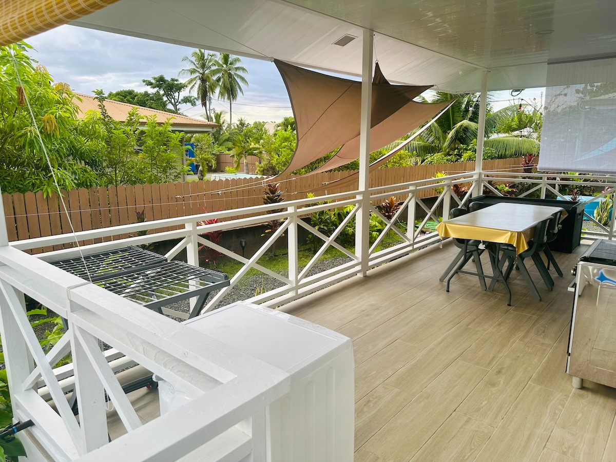Ave’s Spacious Bungalow, beach access 150 meters