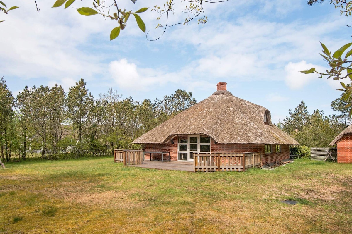 8 person holiday home in nørre nebel