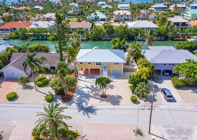 Key Colony Beach-POOL & DOCK