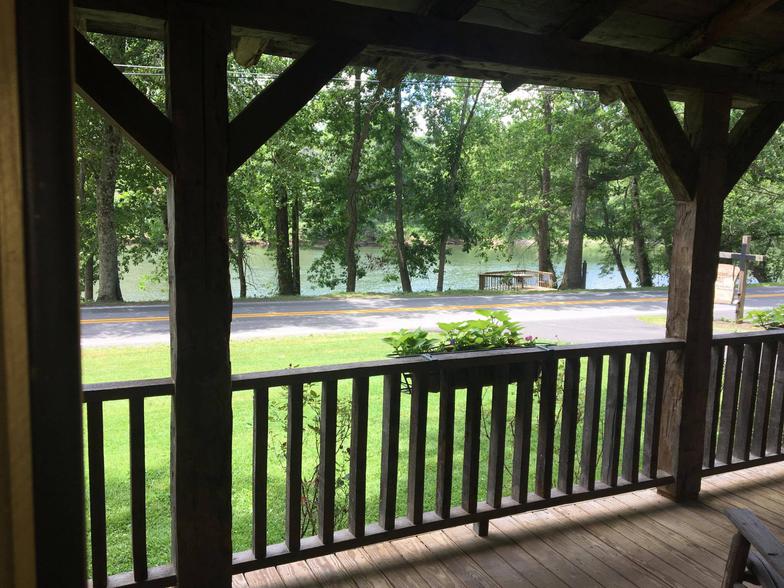 Greenbrier River Retreat Cottage # 2