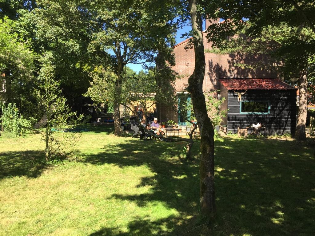 Familyhome with big garden, near forest and beach