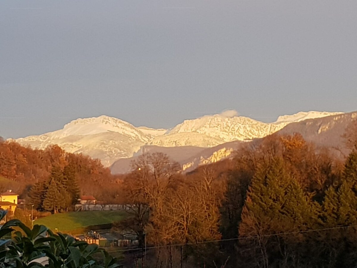 Gîte 33m2, vue sur le Vercors, au calme.