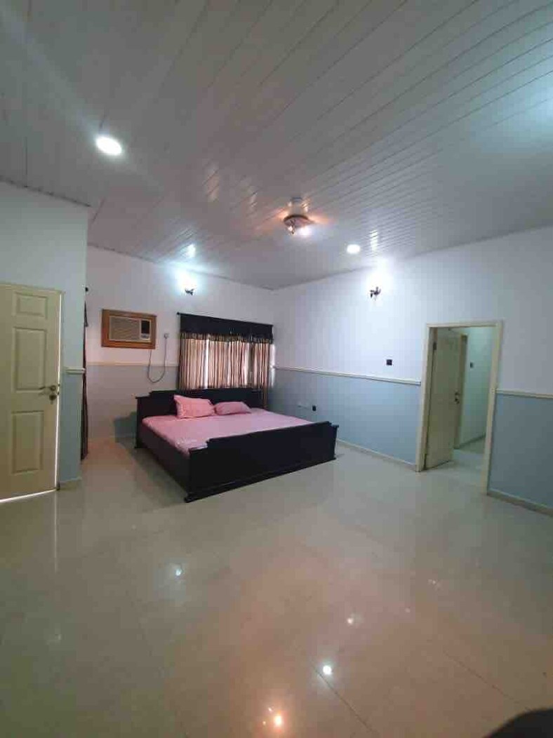 Beautiful Room in a Luxury House in Onitsha