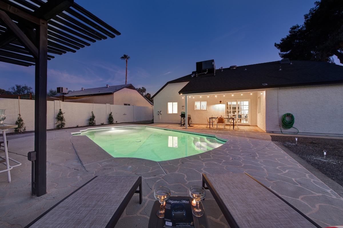Designer's Dream home with Private HEATED POOL