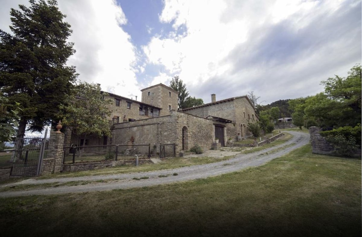 L'Era de l 'Agilar. Masia Authentic Osona