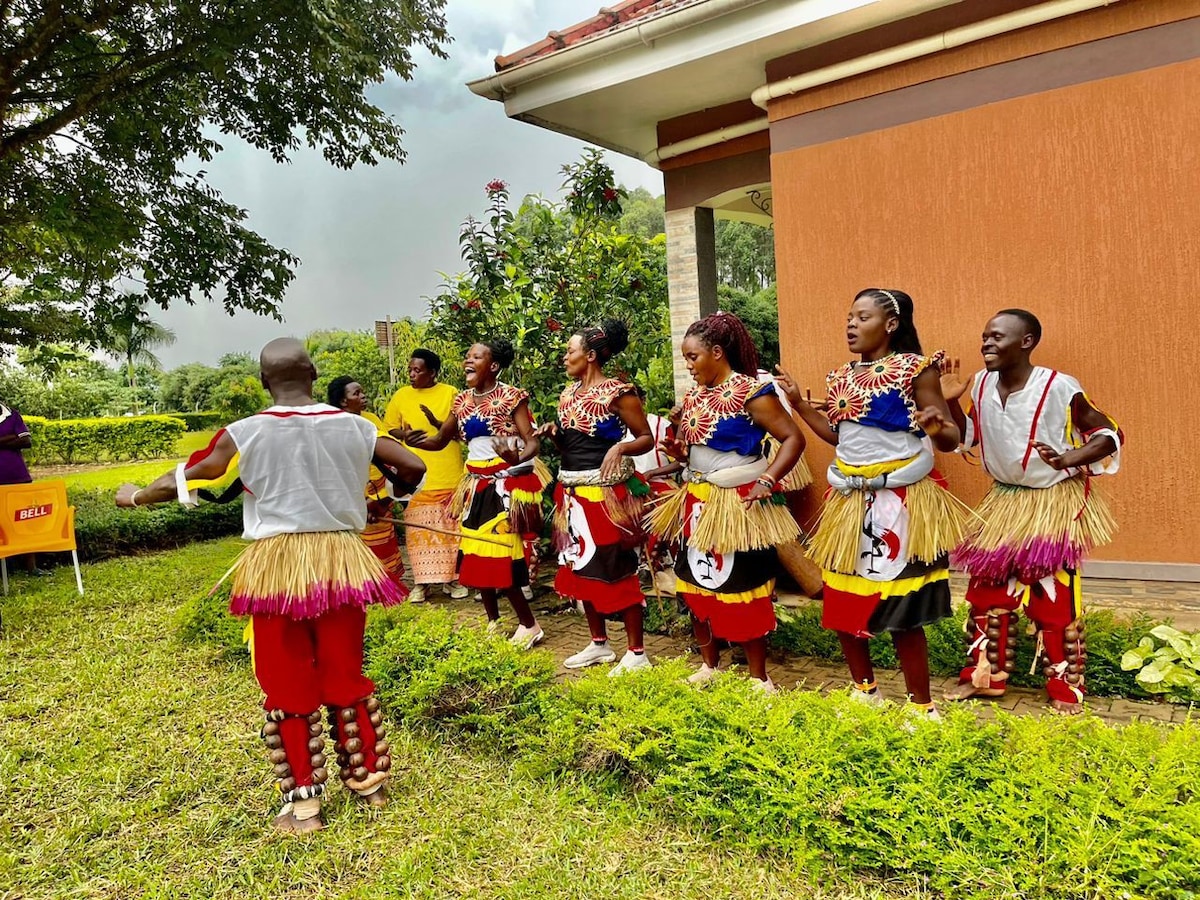 Canaan Country Palace, Hoima