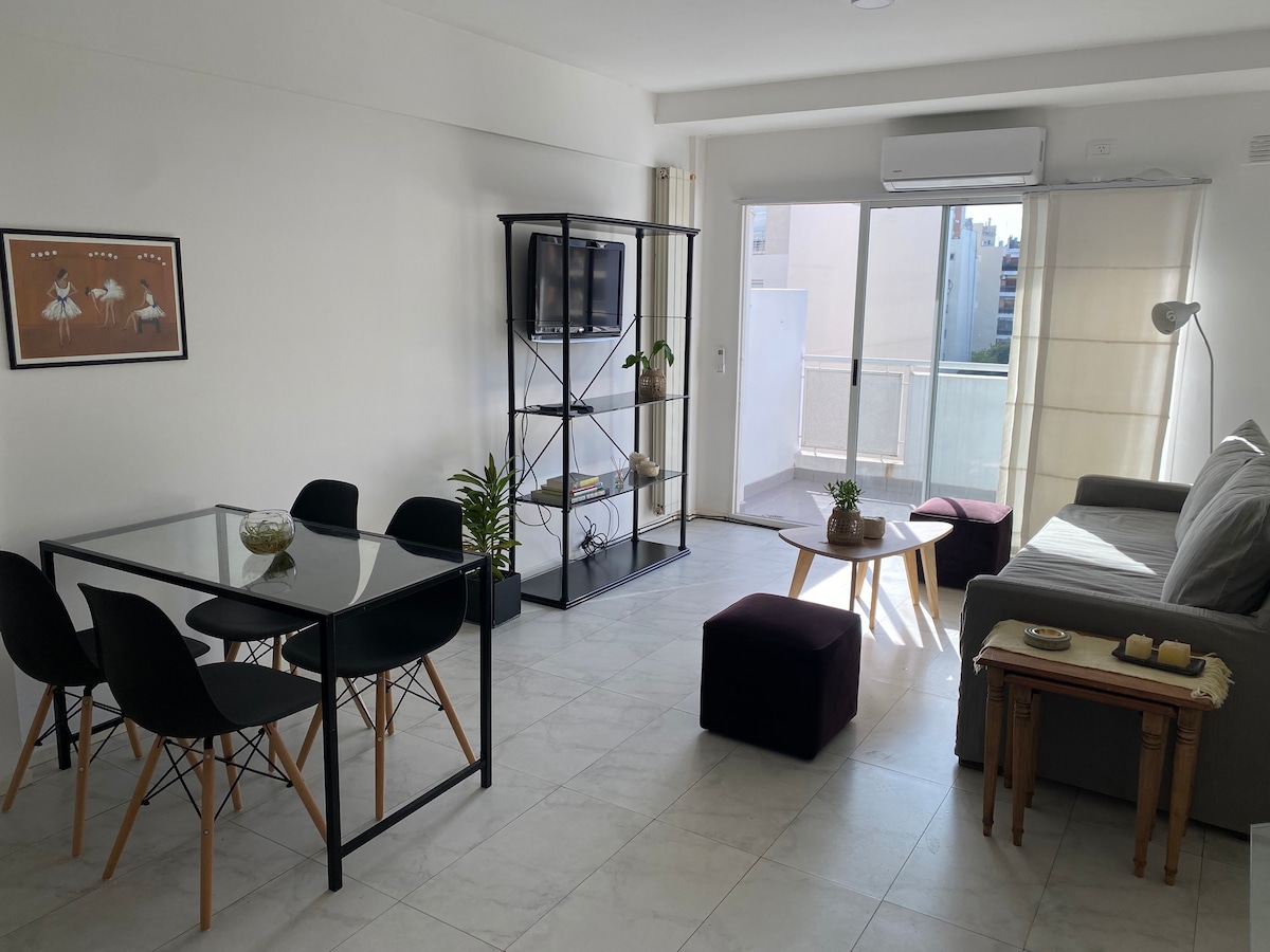 Bright and cosy flat in Palermo. Amazing Terrace.