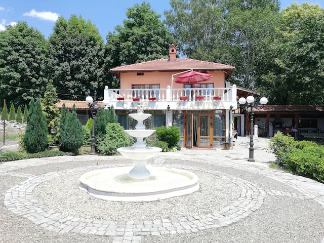 Zlatitsa的民宿