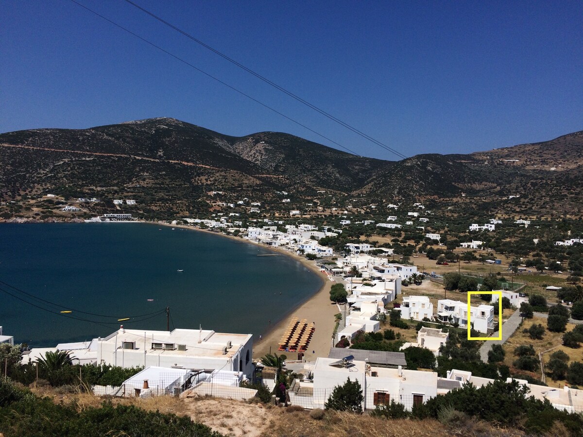 SIFNOS Beachhouse, Platis Gialos -Blue Island Yoga