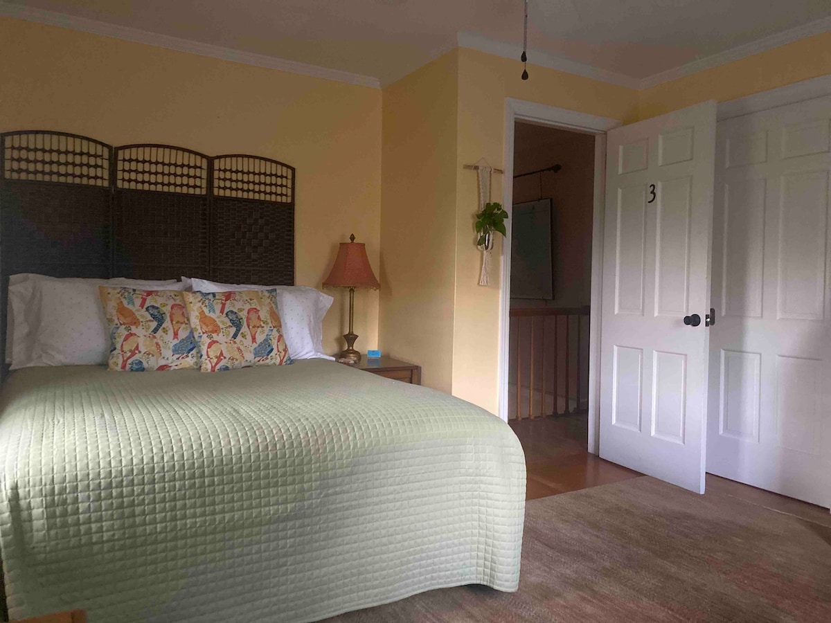 The Savannah offers 2 bedrooms with private bath.