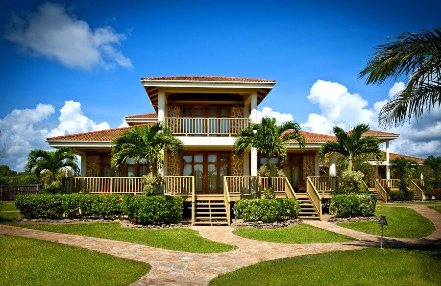 Premium 3 Bedroom beachfront villa with unrestrict