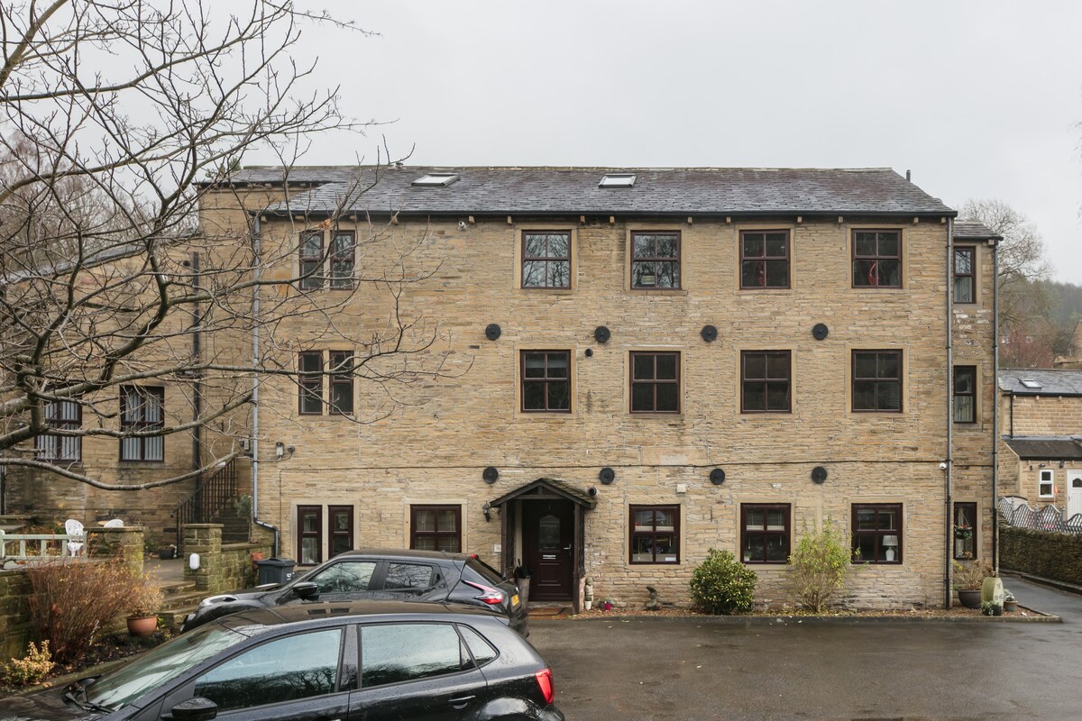 The Bolt Hole @ The Cornmill Luddenden West Yorks