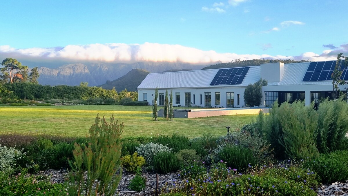 巴瑟斯特生活方式农场， Franschhoek