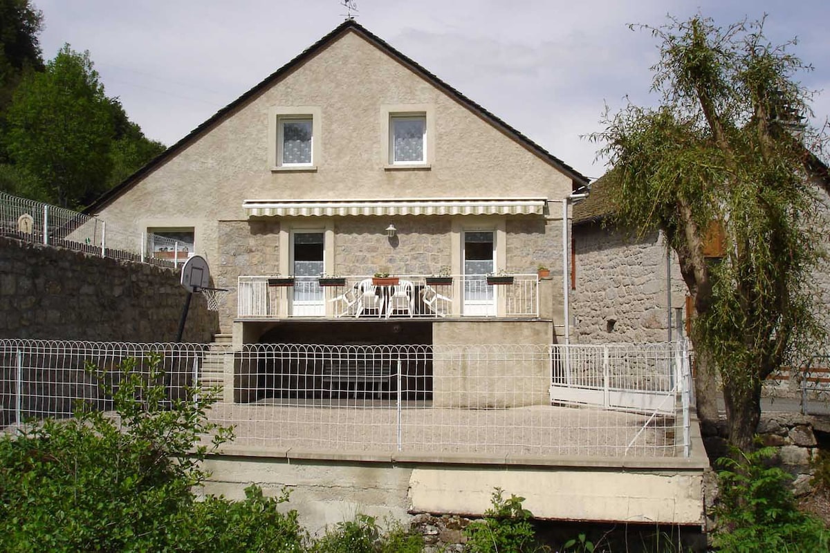 Gite campagne  - Location à la semaine l'été.